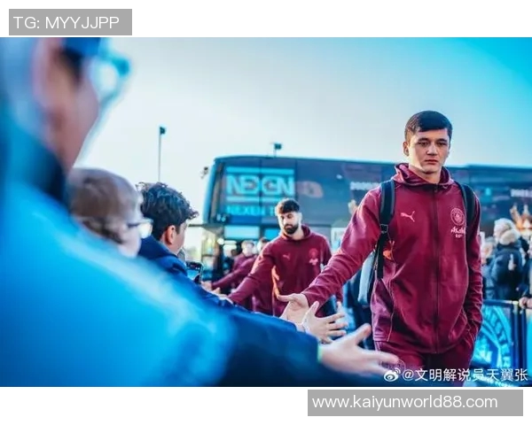 马尔穆什参与踢球风格挑战赛选择胡桑诺夫展现速度魅力