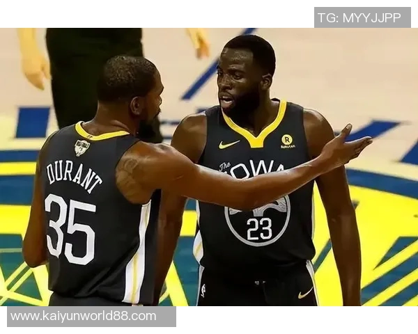 杜兰特谈末节表现强调团队合作与减压的重要性 杜兰特谈末节表现强调团队合作与减压的重要性